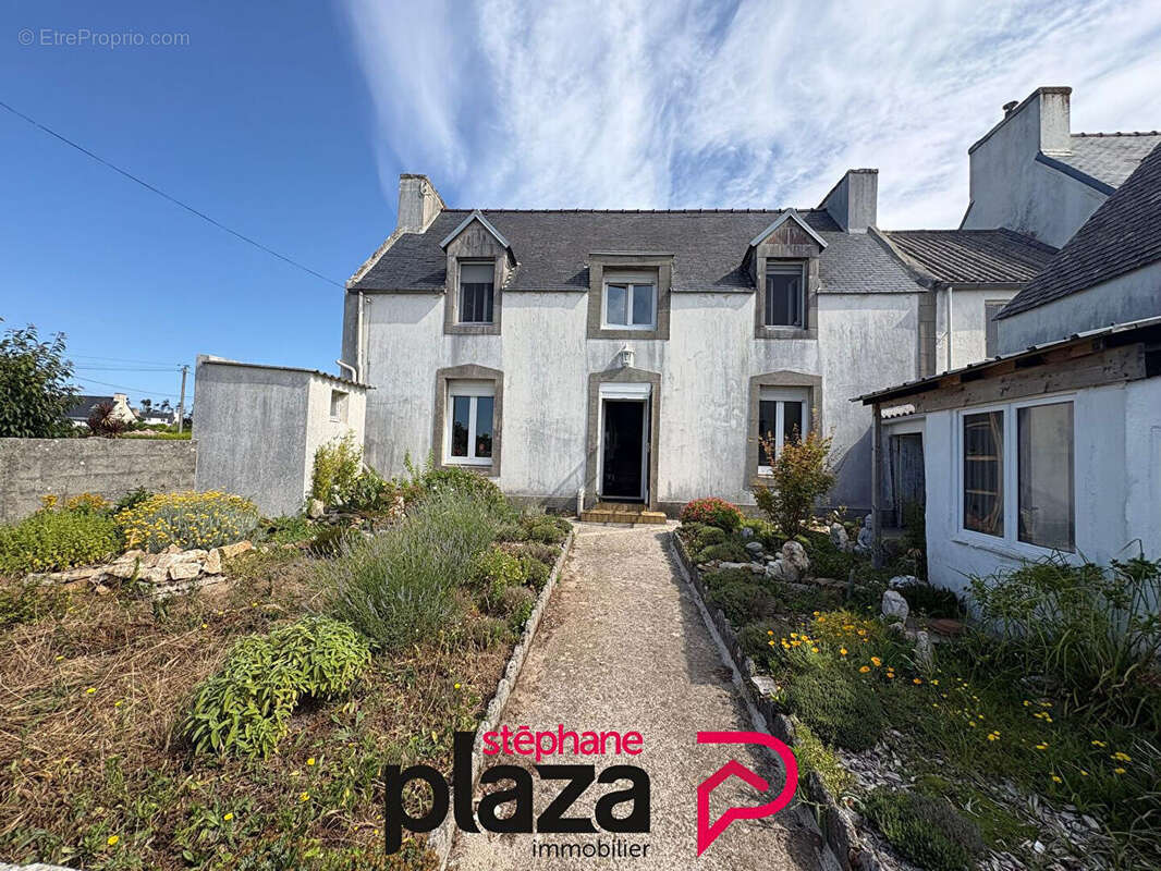 Maison à PLOUHINEC