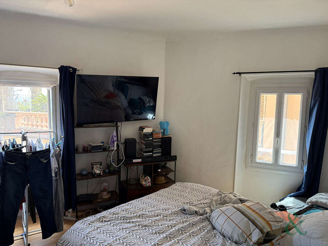 Appartement à BORMES-LES-MIMOSAS