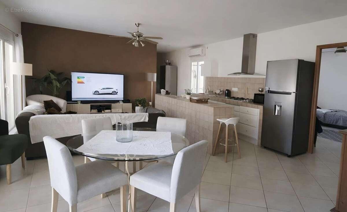 Appartement à VALLAURIS