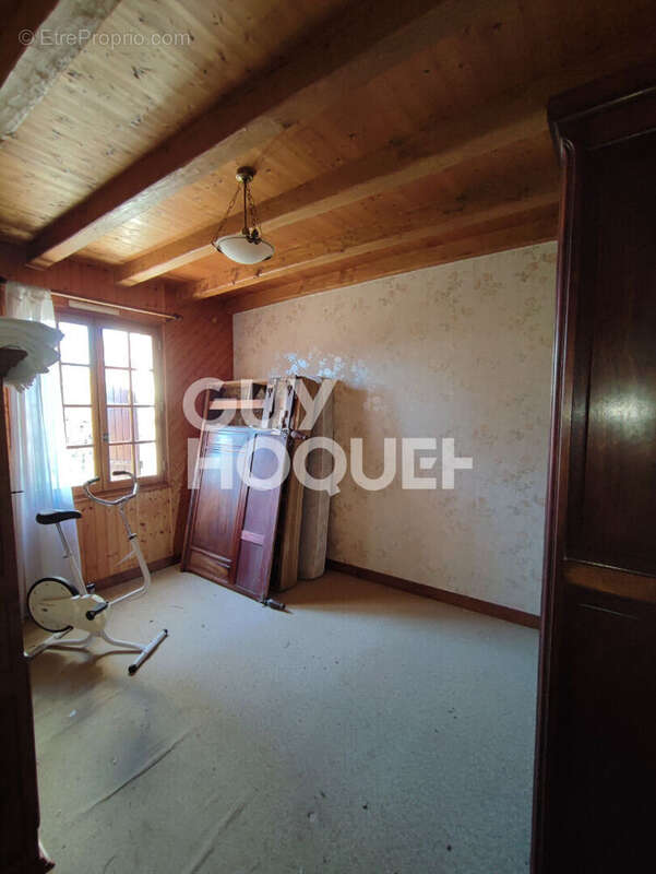 Maison à SAINT-SULPICE-D'ARNOULT