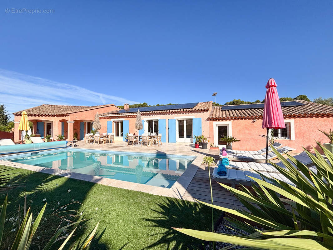 Maison à LORGUES