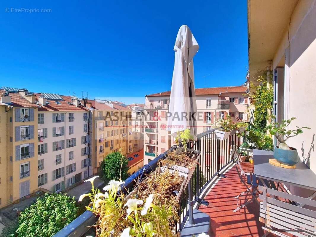 Appartement à NICE