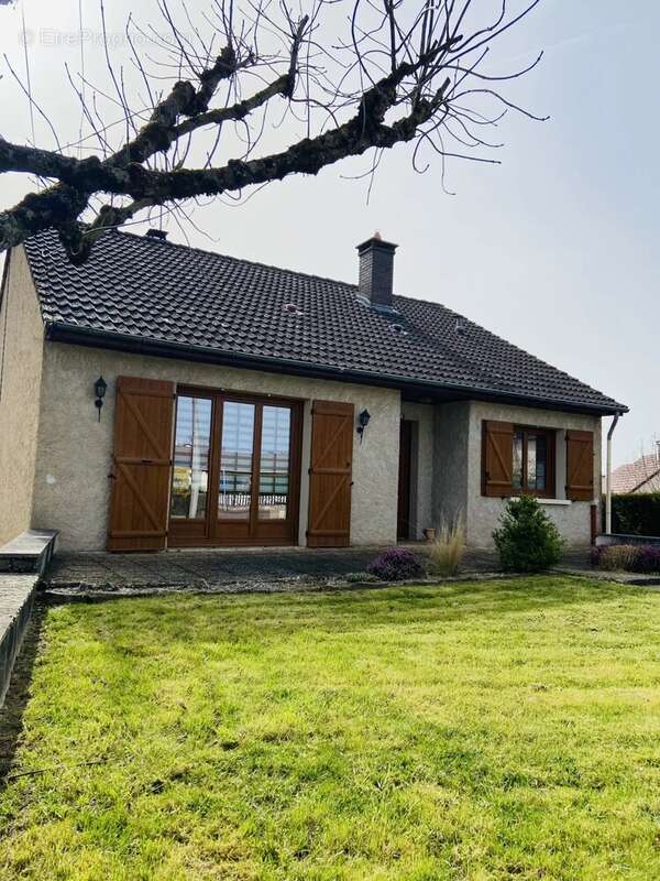 Maison à LE BREUIL