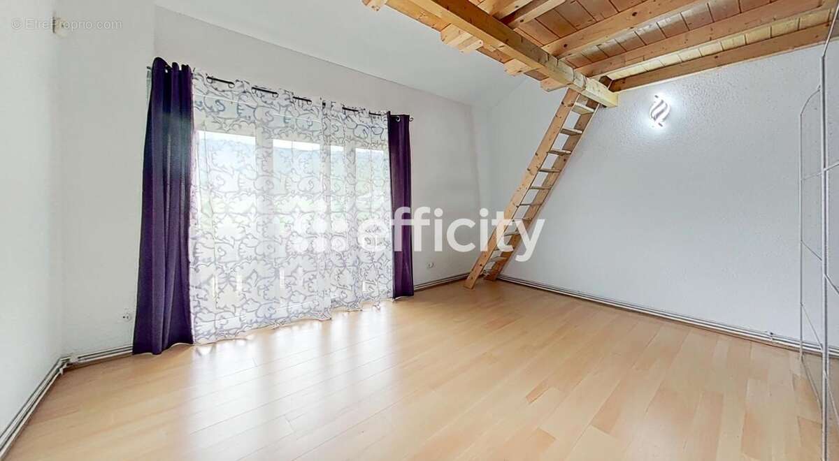 Maison à MASSONGY