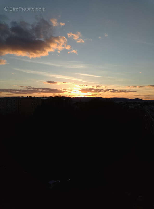 Appartement à SAINTE-FOY-LES-LYON