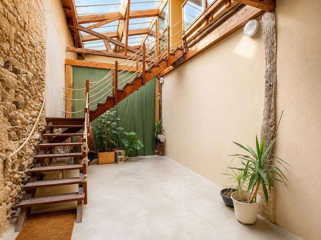 Vente T4 98m2 BORDEAUX (33800) - photo 8