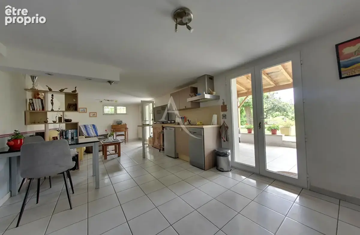 Montauban : Maison de pl pied avec T2 indépendant en s/sol, garage et stockage - photo 6