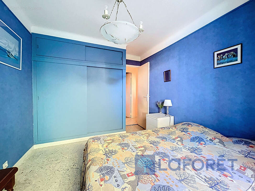 Appartement à SIX-FOURS-LES-PLAGES