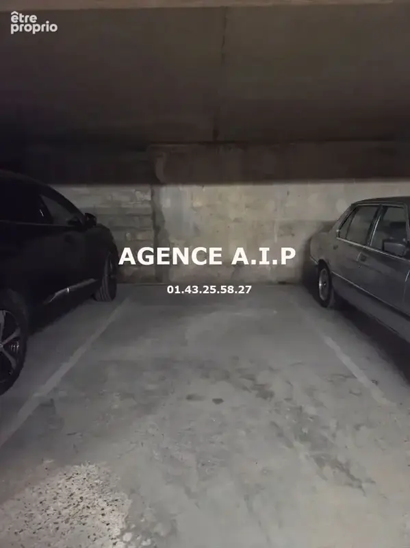 Photo Parking à Paris-10e au prix de 25 000€