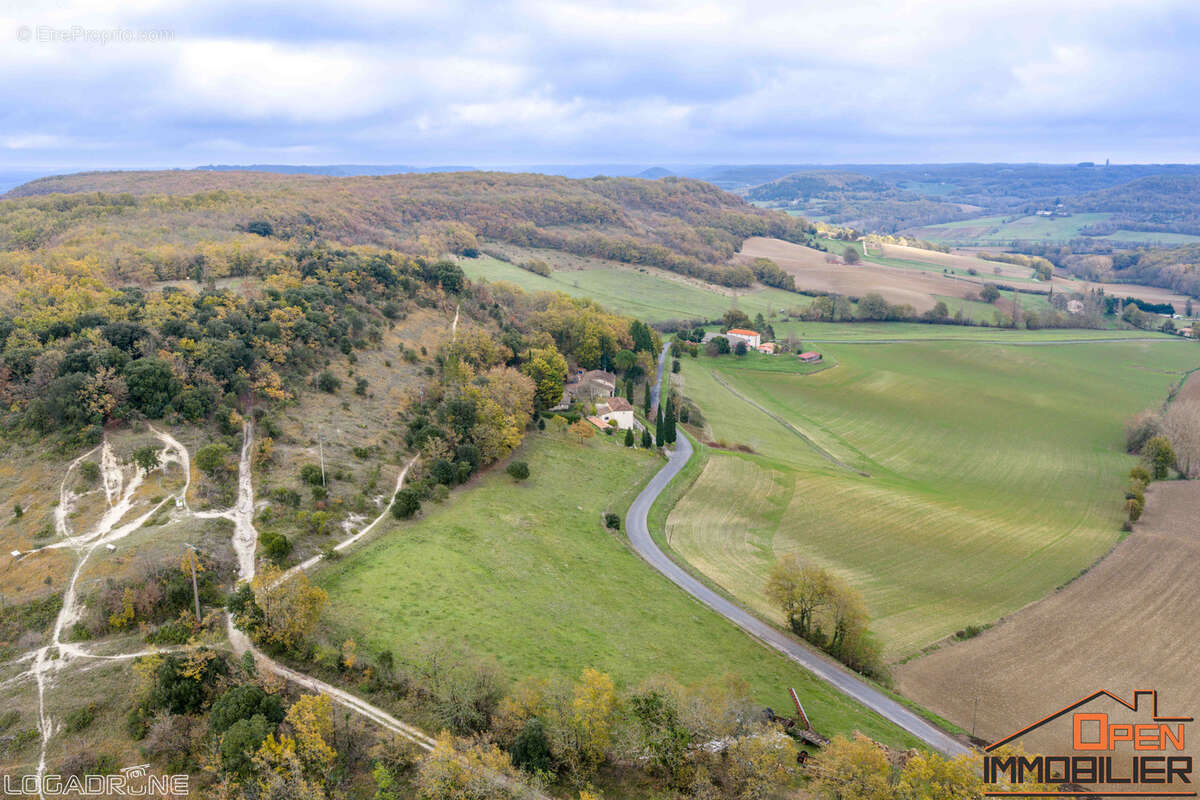 Maison à HAUTEFAGE-LA-TOUR