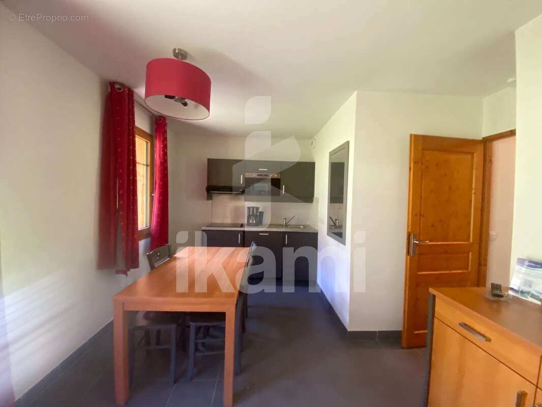 Appartement à SAINT-COLOMBAN-DES-VILLARDS