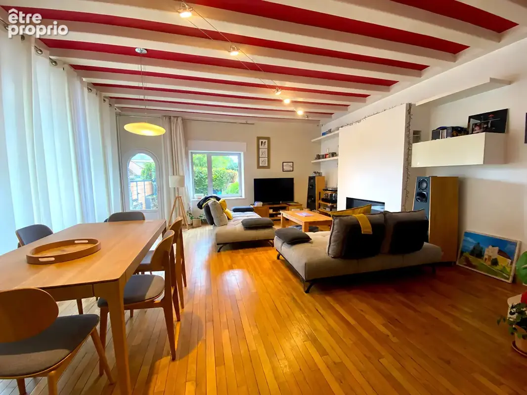 Maison en pierre avec terrasse et garage - photo 4