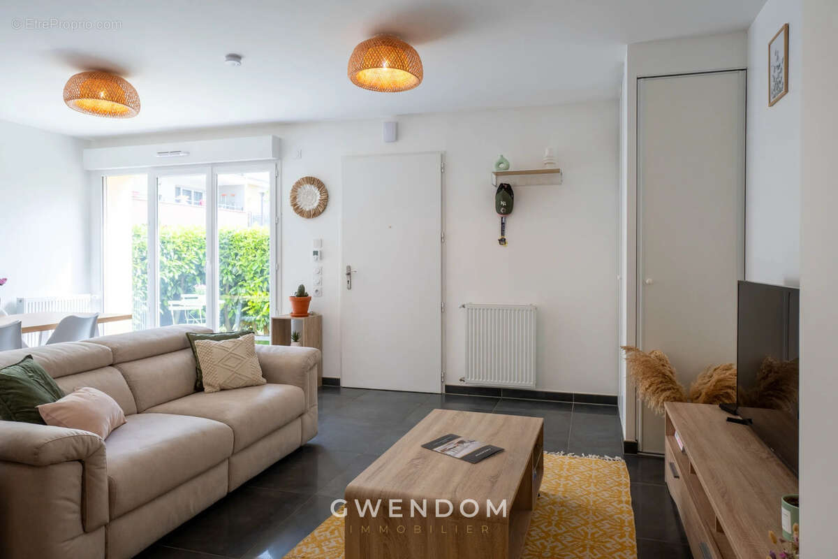 Appartement à CROISSY-BEAUBOURG