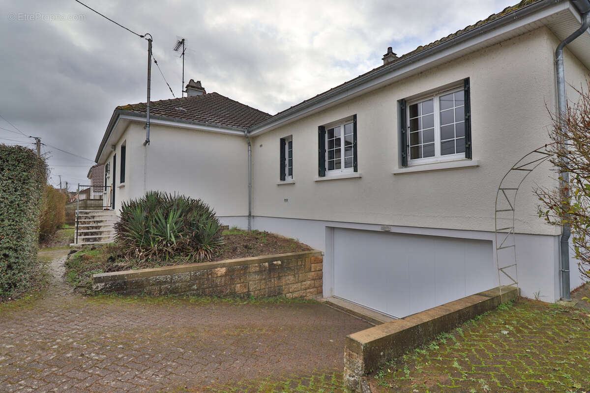 Maison à BARBEREY-SAINT-SULPICE