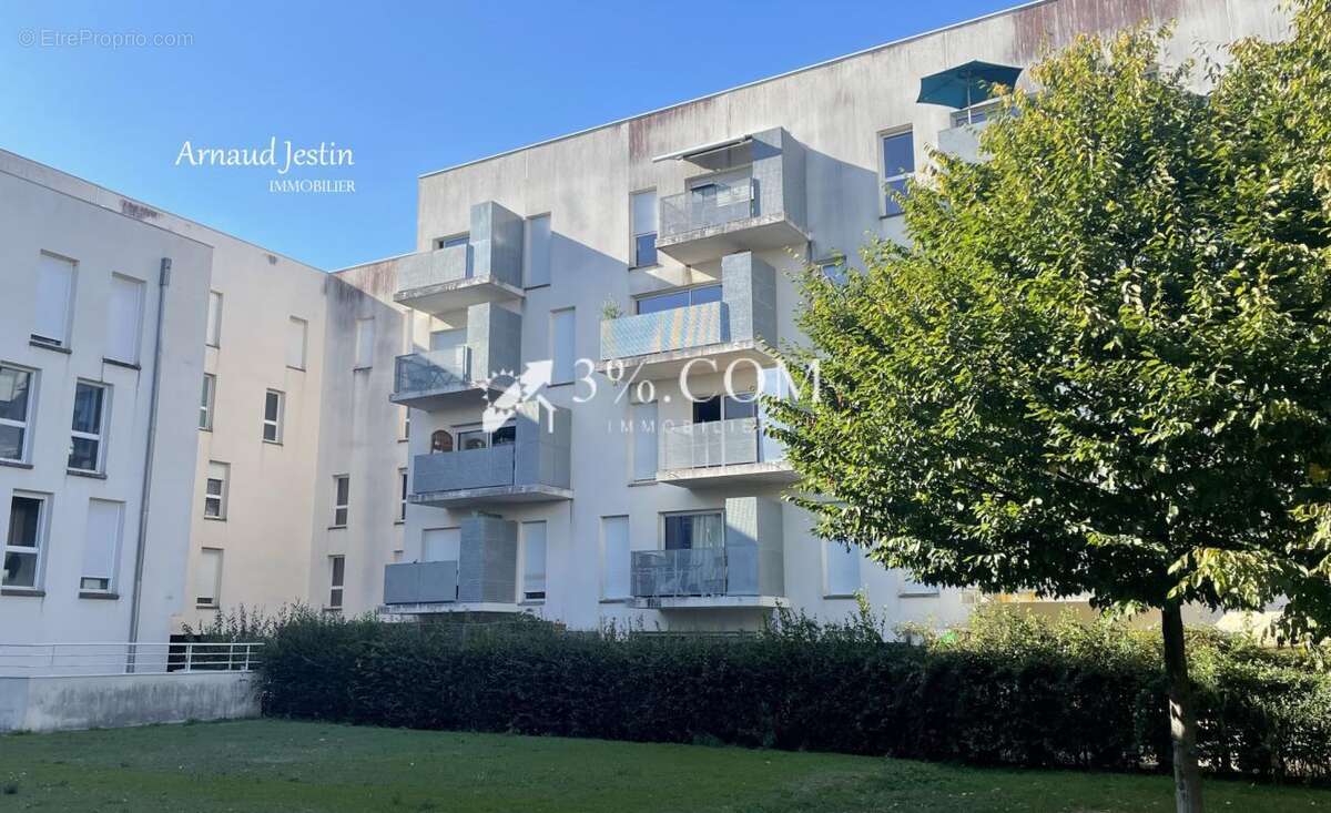 Appartement à SAINT-JACQUES-DE-LA-LANDE