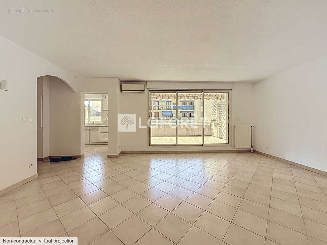Appartement à MARSEILLE-5E