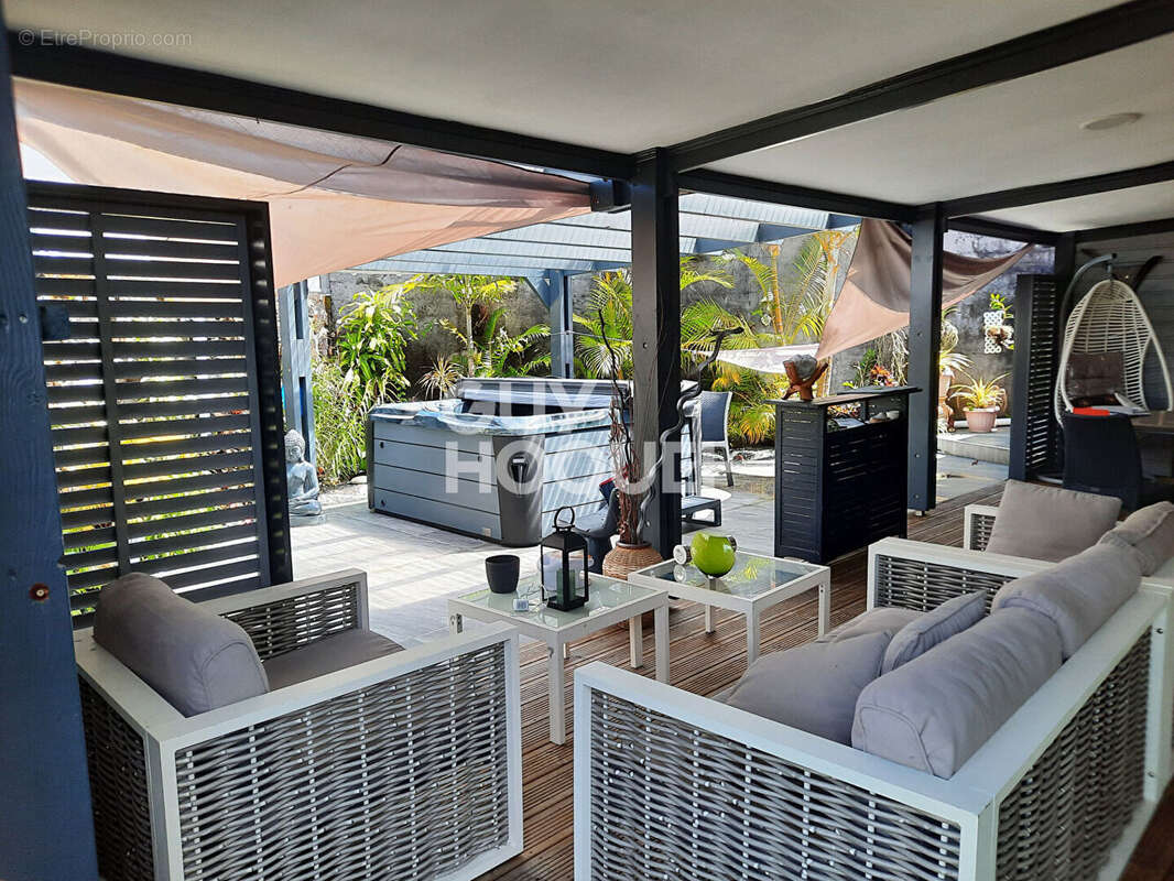 Maison à SAINT-JOSEPH