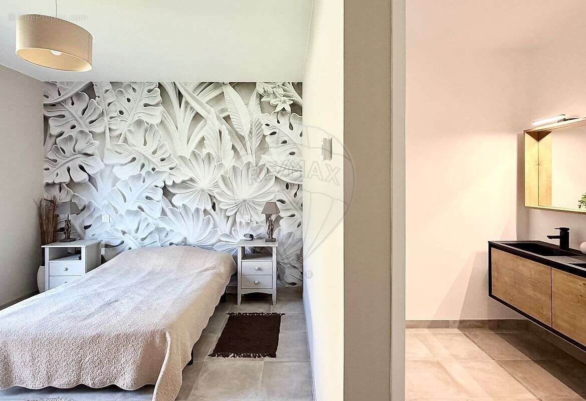 Maison à LES MATHES