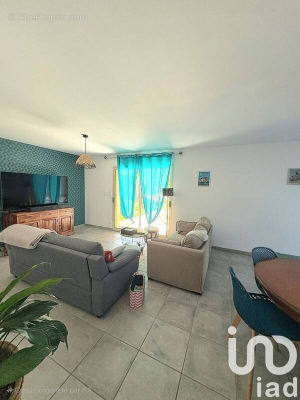 Photo 1 - Maison à SAINT-PANTALEON-DE-LARCHE