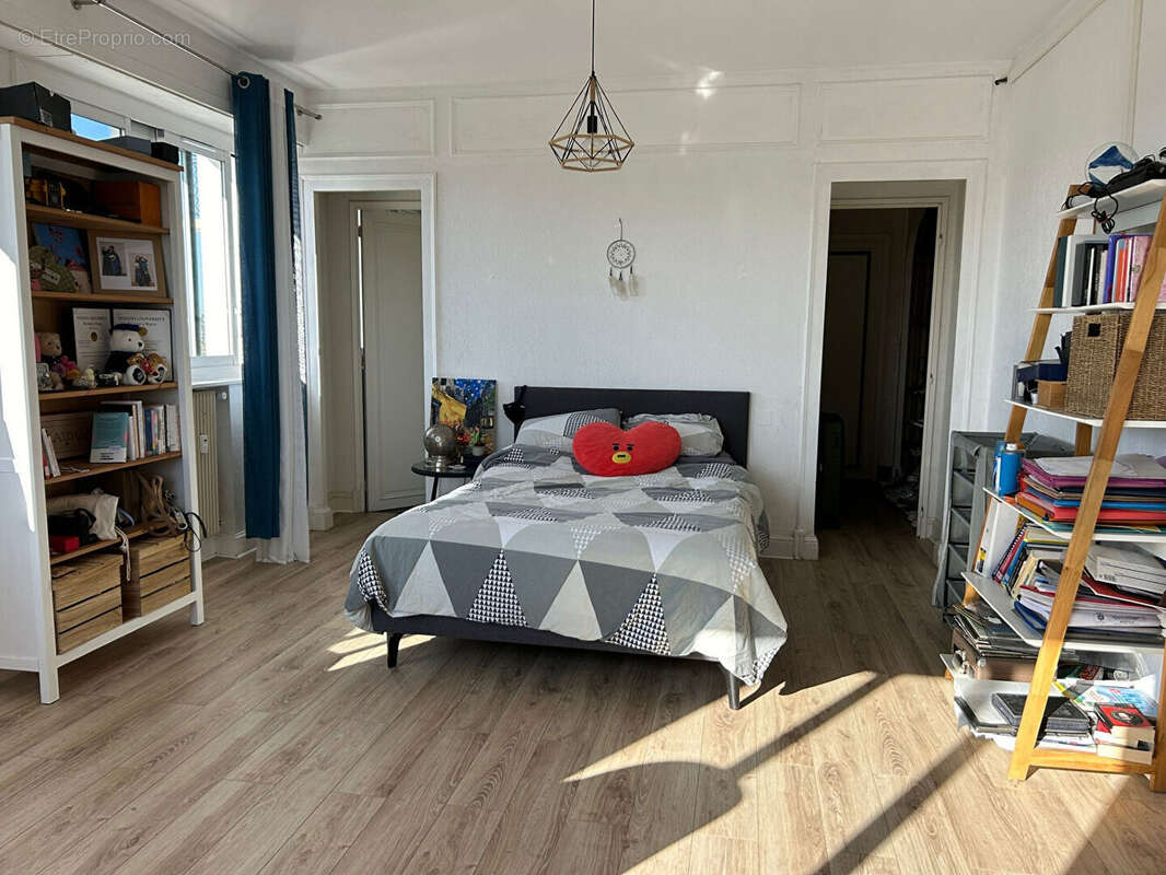 Appartement 166 m² à Pau  - photo 9