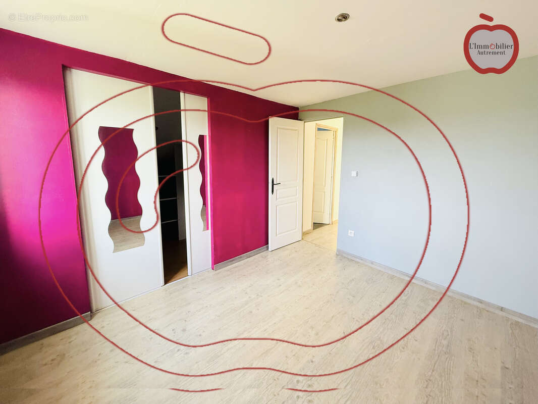 Maison à LES CHATELETS