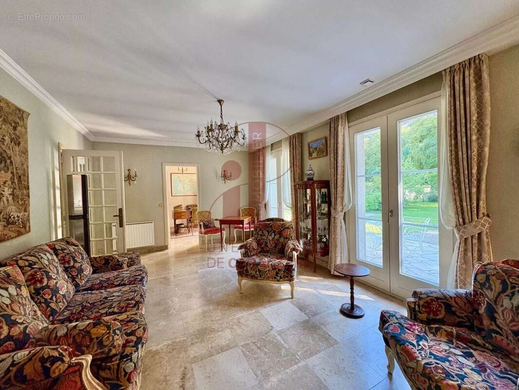 Maison à BOURRON-MARLOTTE