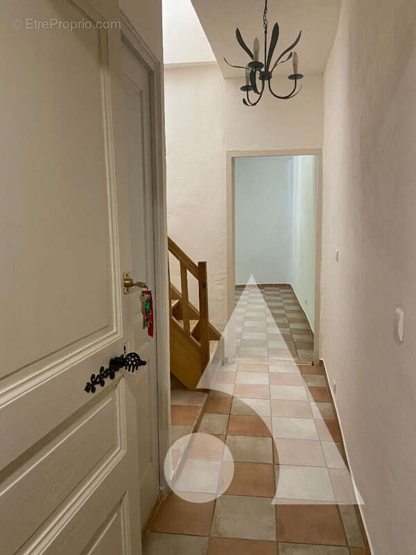 Appartement à VILLECROZE