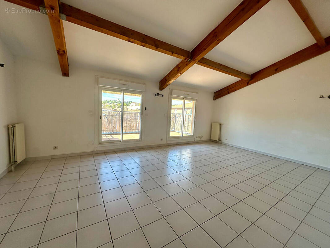 Appartement à NIMES