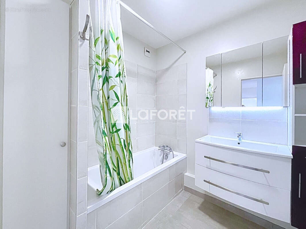 Appartement à MAINVILLIERS