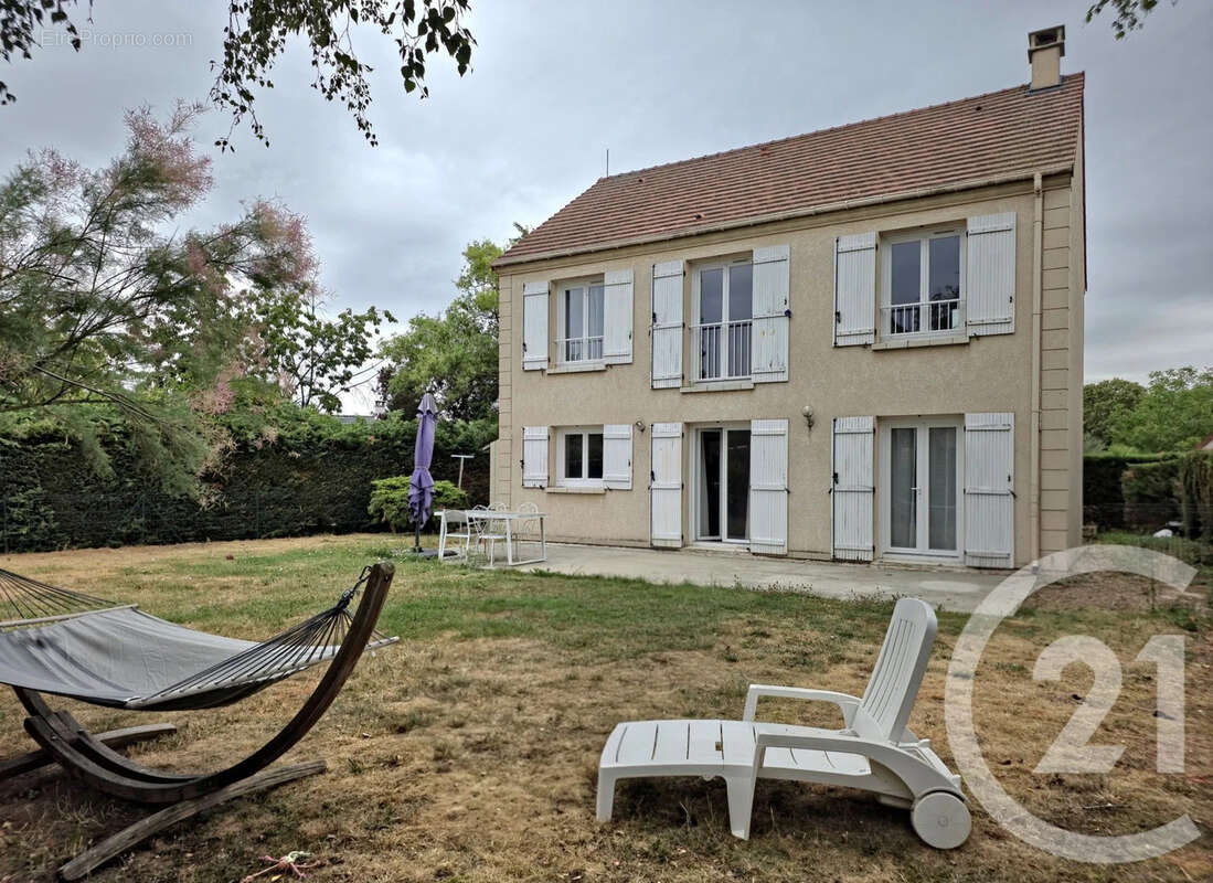 Maison 111 m² à Chelles  - photo 12