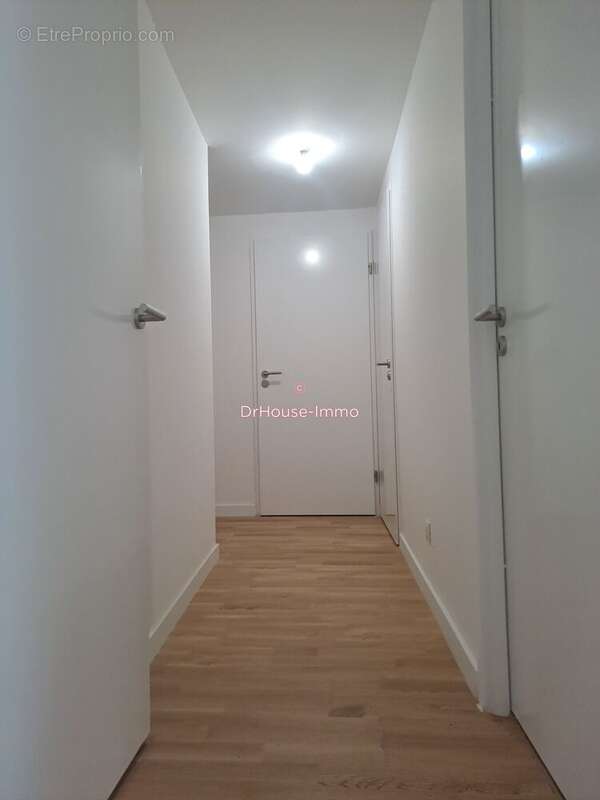 Appartement à LA RICHE