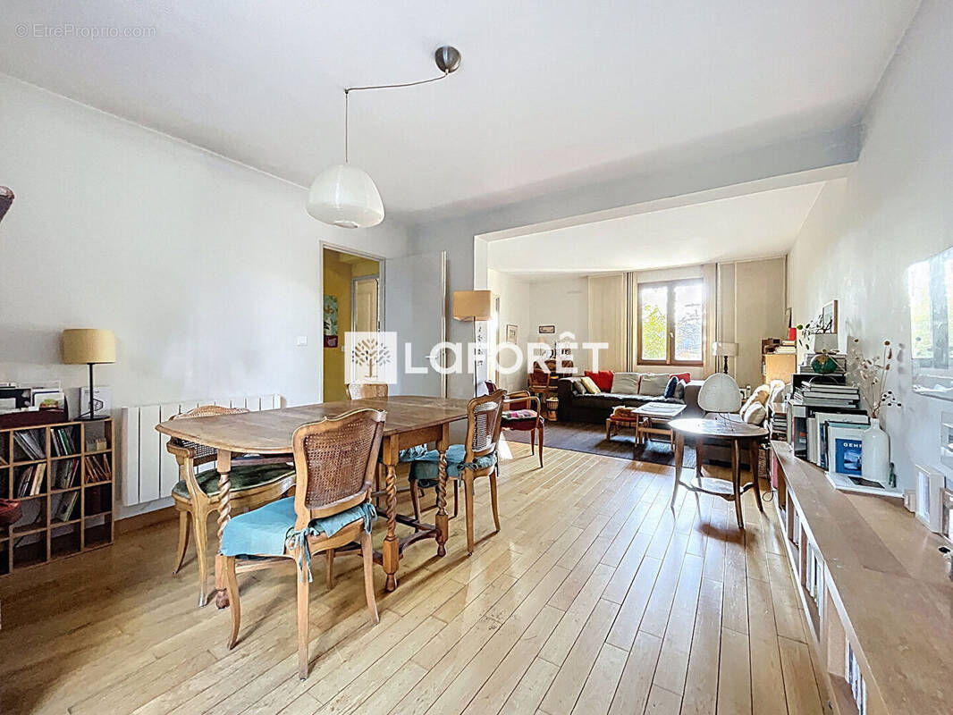 Appartement à CALUIRE-ET-CUIRE