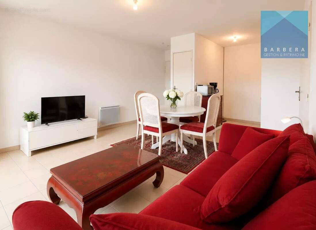 À VENDRE – Grand studio de 33 m² avec loggia et parking – Nice Madeleine - photo 2