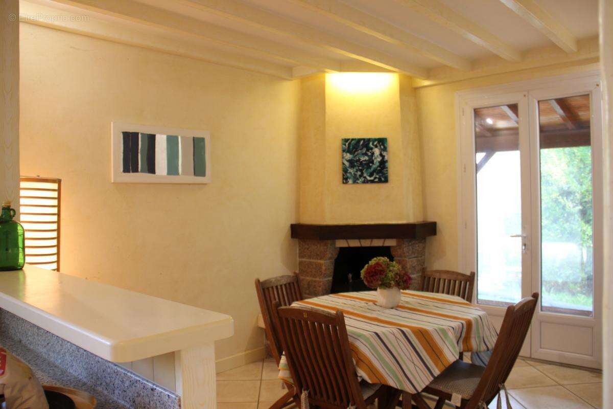 Maison à DOMPIERRE-SUR-YON