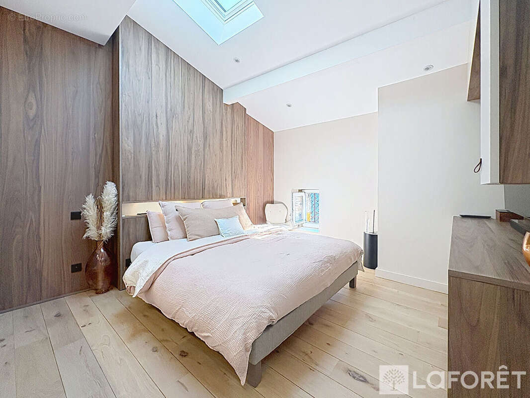 Maison à SAINT-ROMAIN-AU-MONT-D'OR