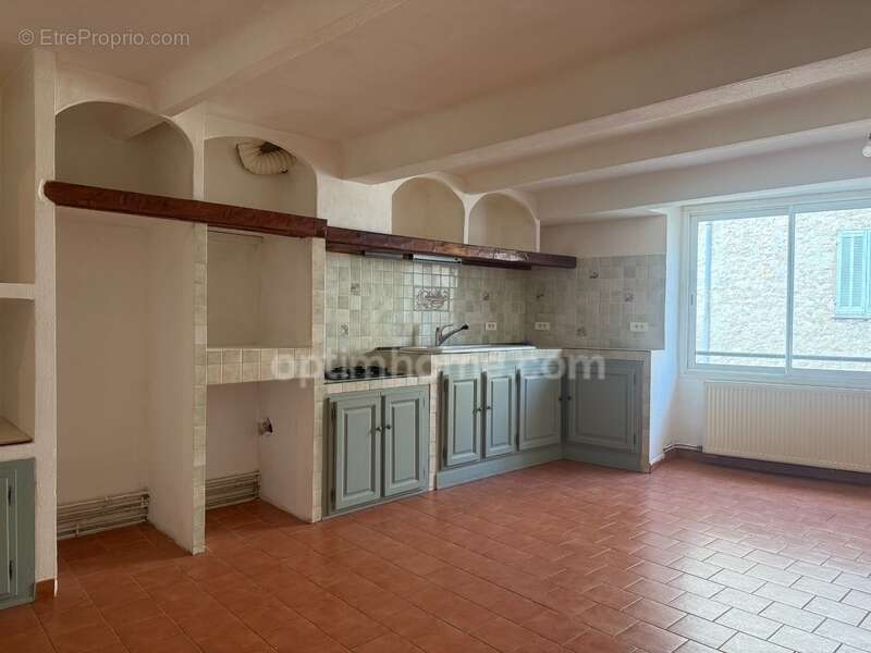 Maison à ENTRECASTEAUX