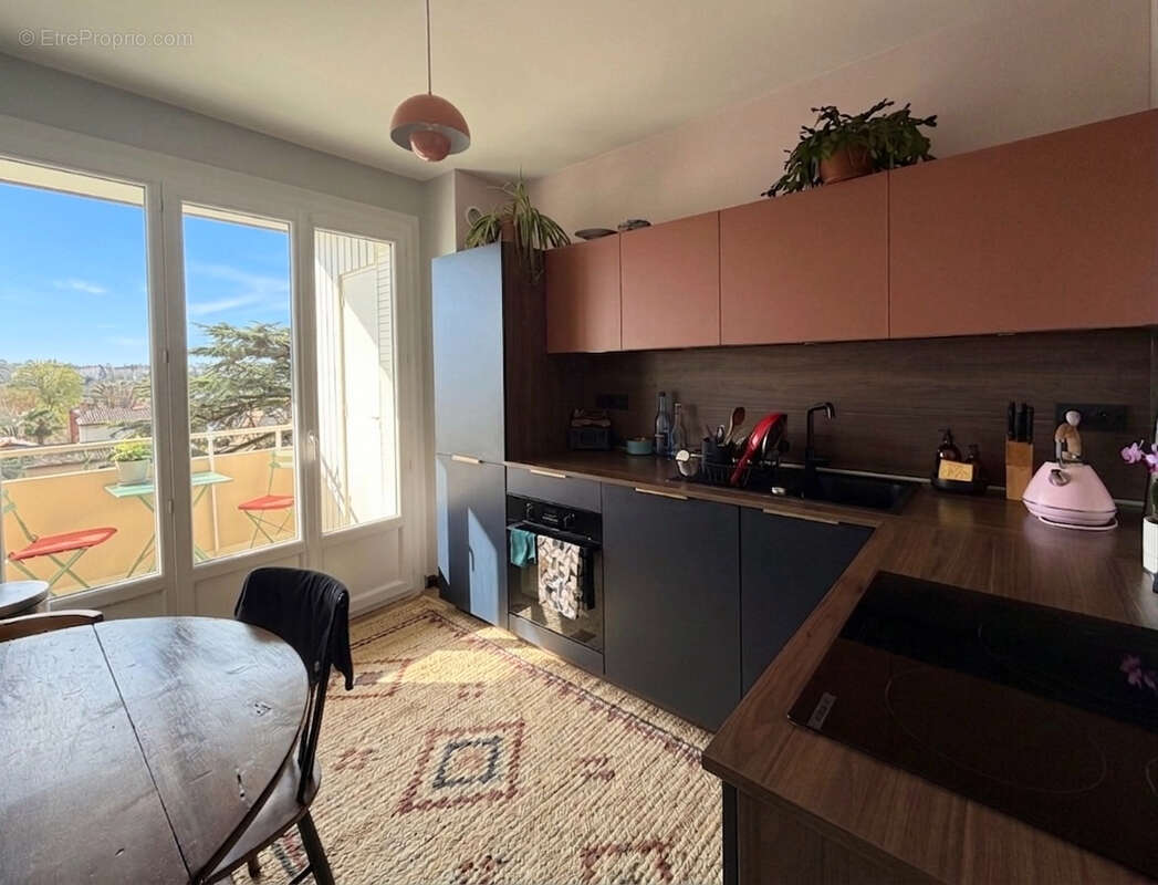 Appartement à LYON-5E