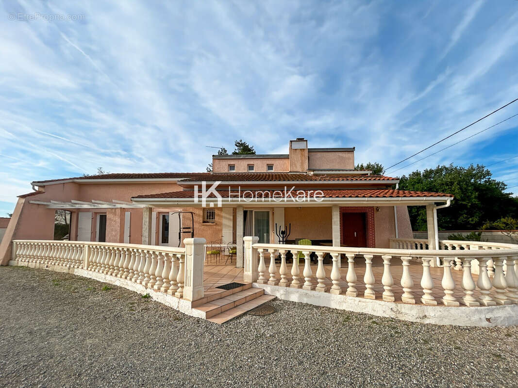 Maison à FONTENILLES