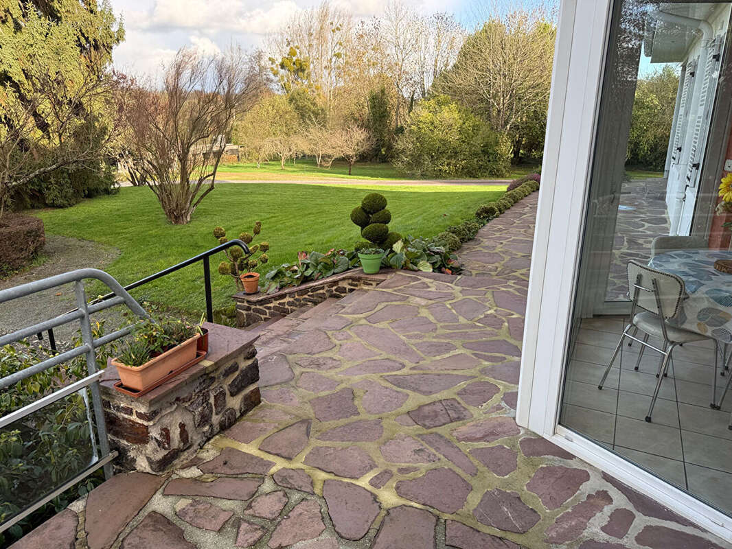 Propriete sur 3 000m² a vendre saint germain du corbeis - photo 5
