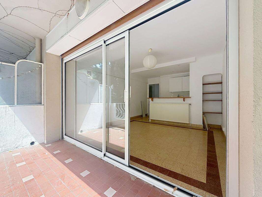 Exclusivite avignon intra muros  t2 29,47 m² terrasse 6m² - photo 2