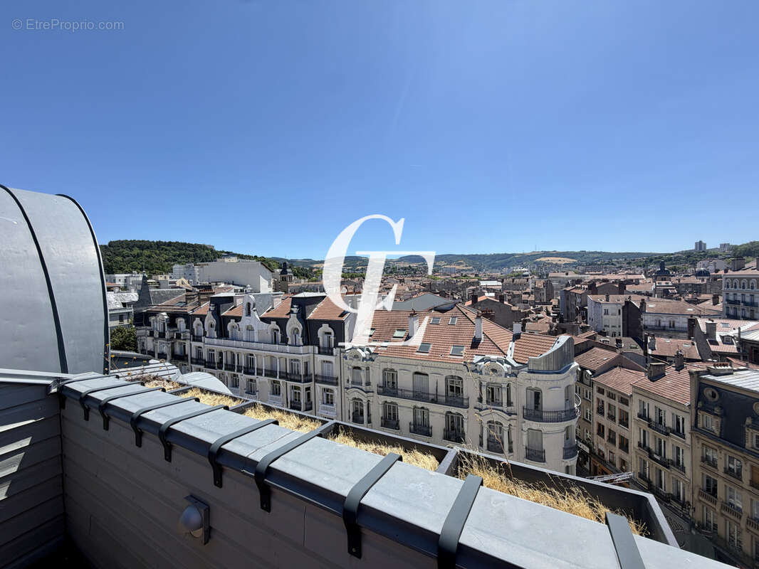 Appartement à SAINT-ETIENNE