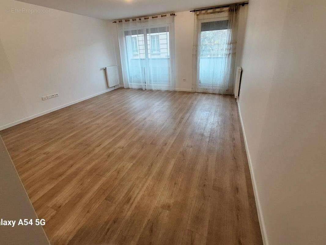 Appartement à COLOMBES