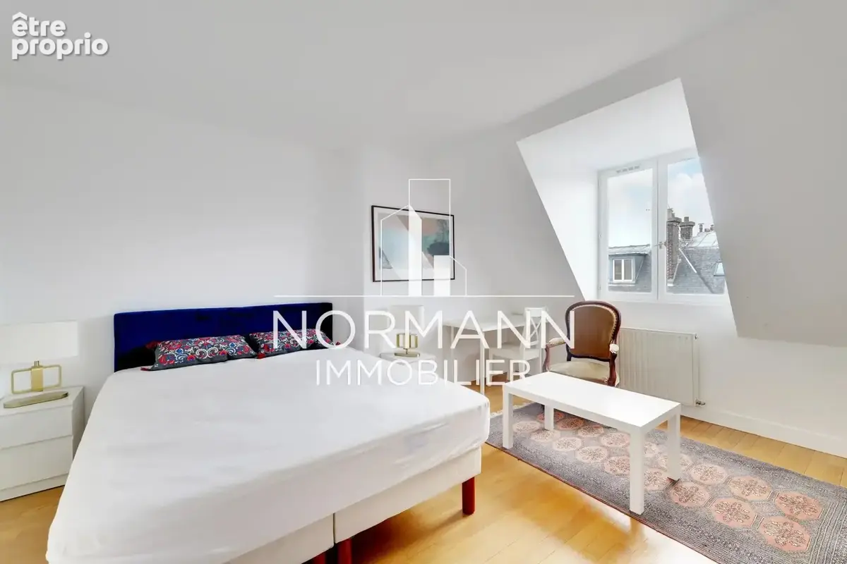 Paris 8 - faubourg saint honore / hoche - duplex - 2 chambres - photo 13
