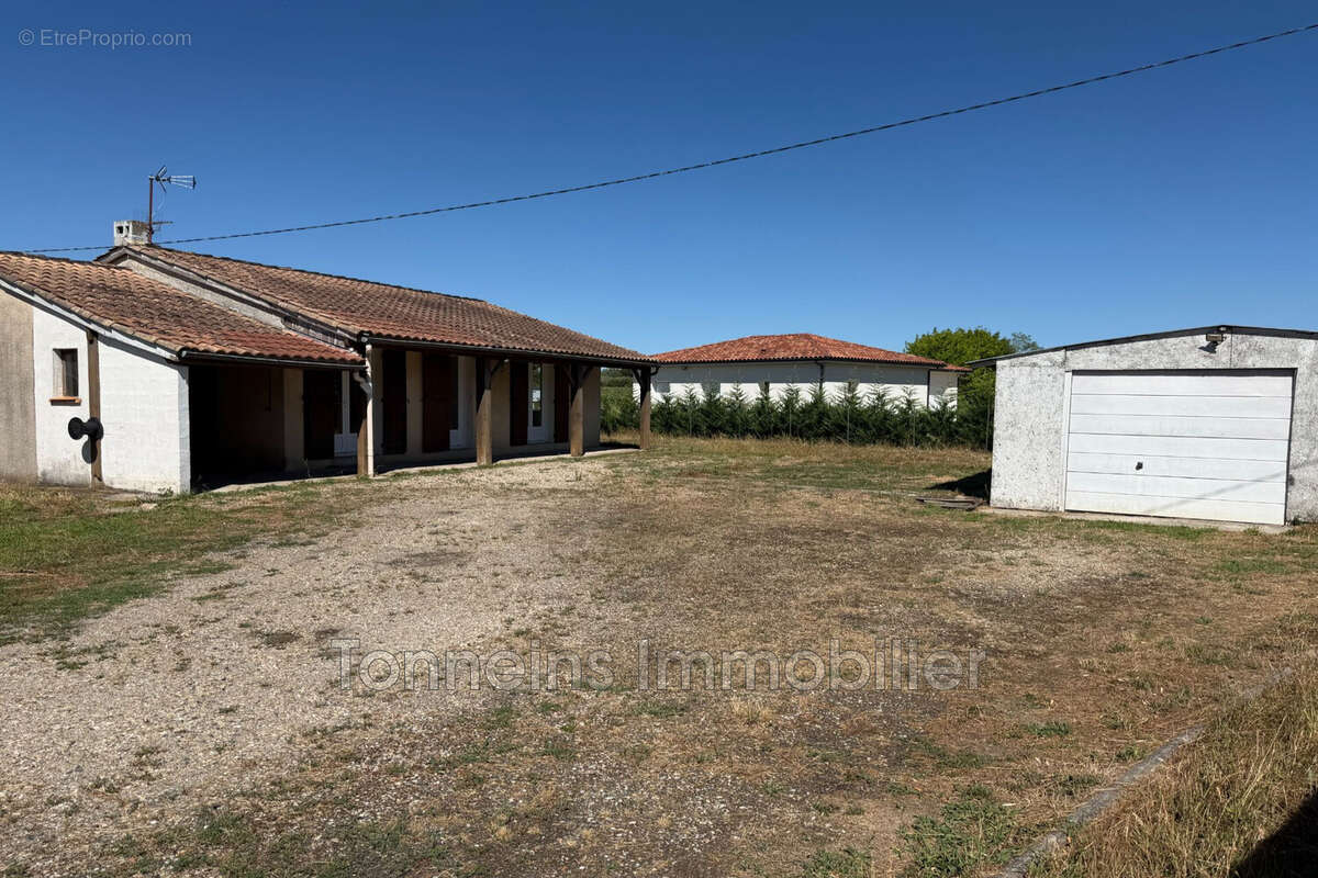 Maison 66 m² à Fauguerolles  - photo 2
