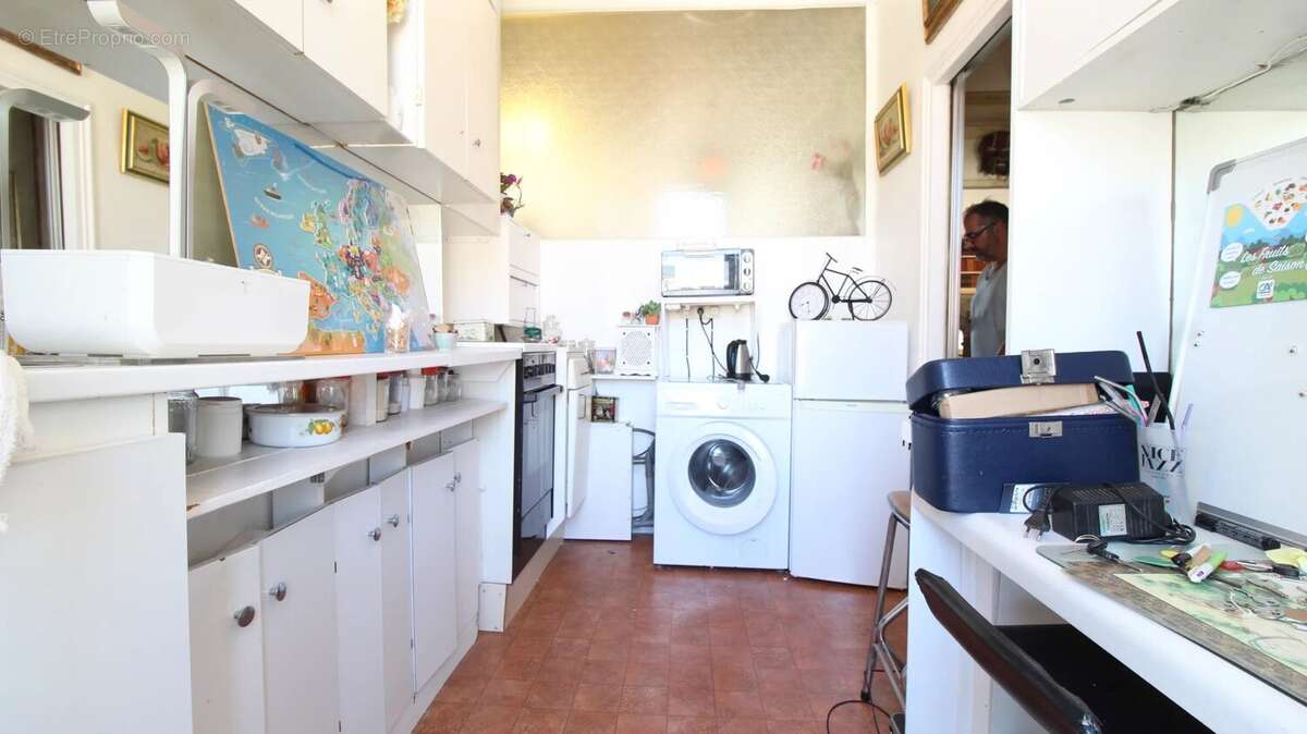 Grand t3 traversant avec garage - photo 8