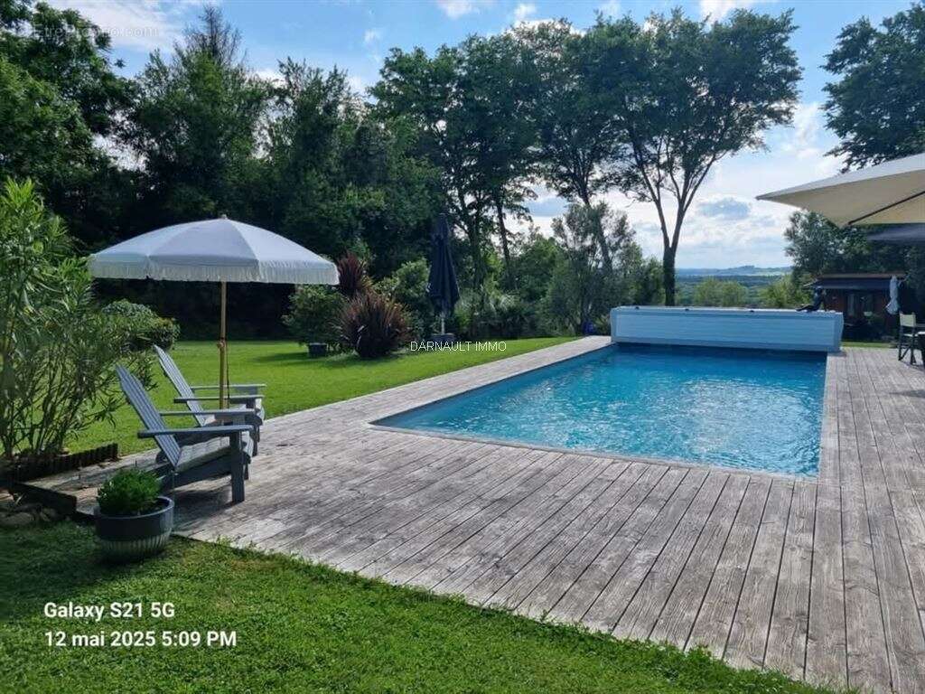 Maison à PUNTOUS