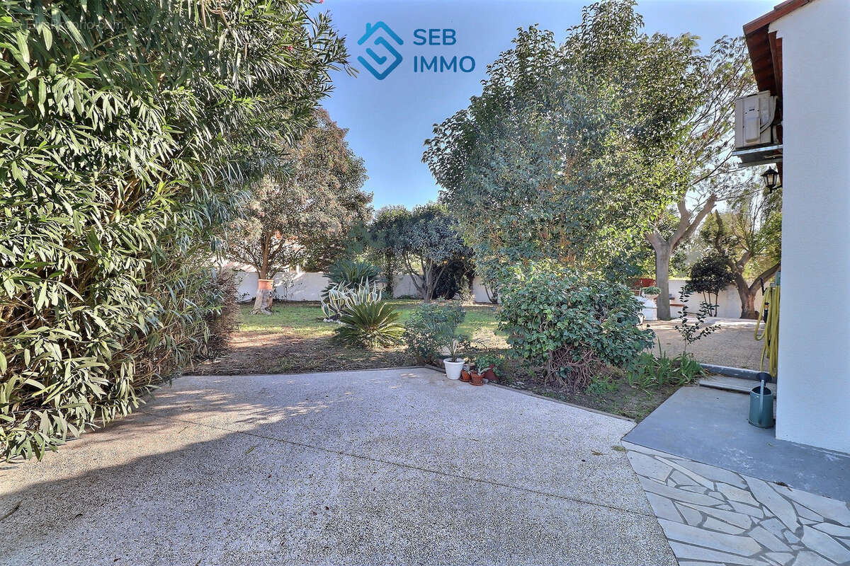 Maison à VILLELONGUE-DE-LA-SALANQUE