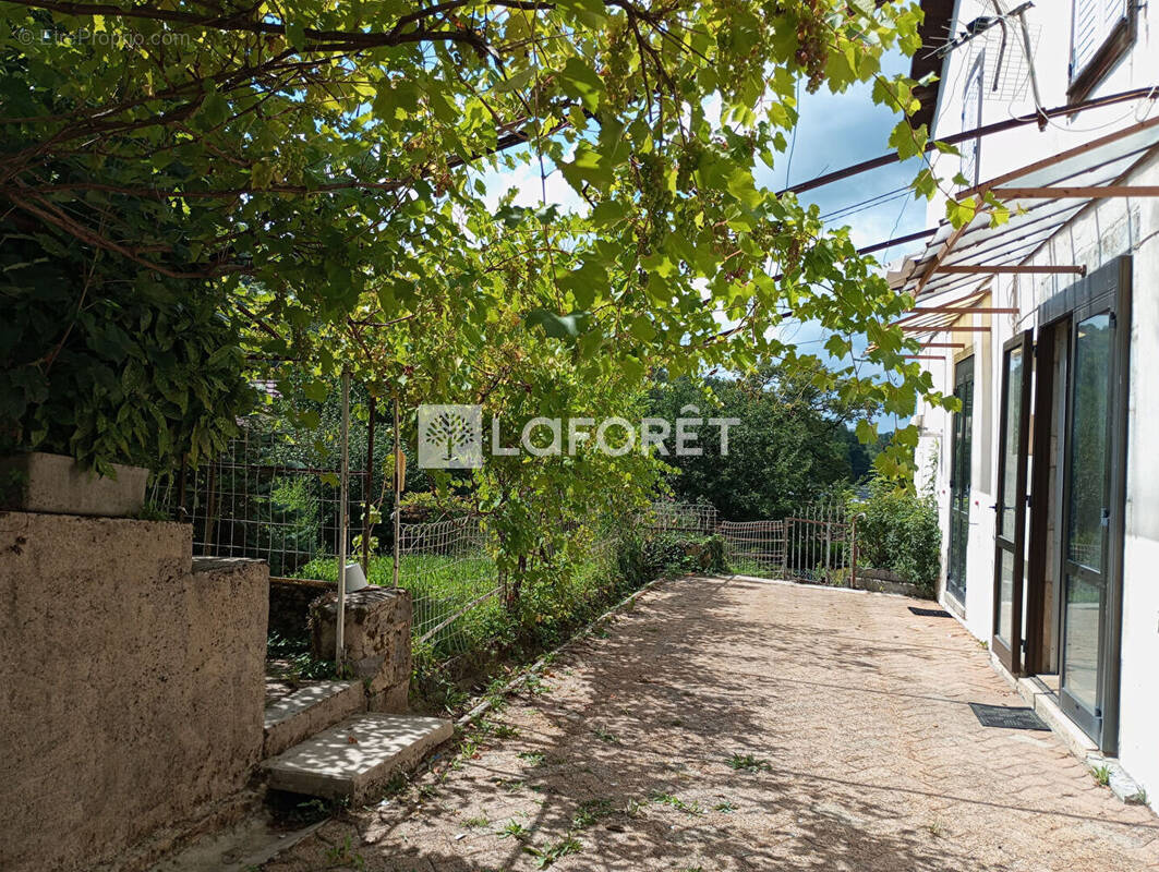 Maison à SALINS-LES-BAINS
