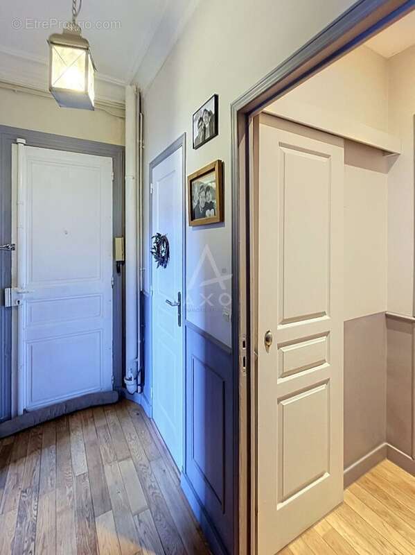 Appartement 52 m² à Paris-15e  - photo 5
