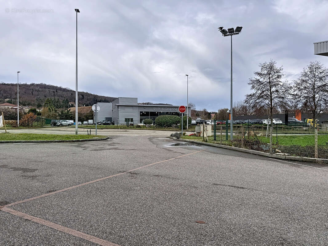 Commerce à BOURGOIN-JALLIEU